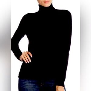 MAGASCHONI BLACK TURTLENECK SWEATER